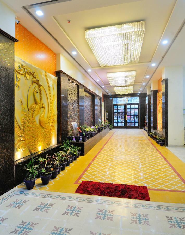 The Grand Uddhav Hotel Ню Делхи Екстериор снимка